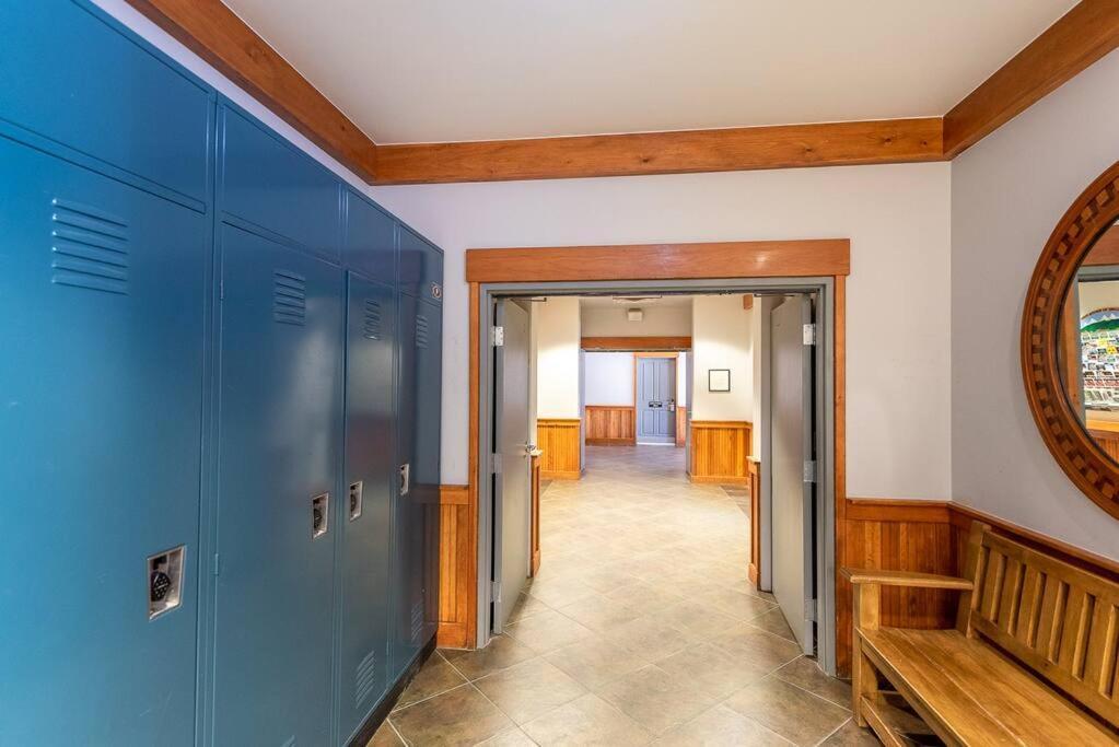 Ski-In/Ski-Out Zephyr 1 Bedroom Condo وينتر بارك المظهر الخارجي الصورة